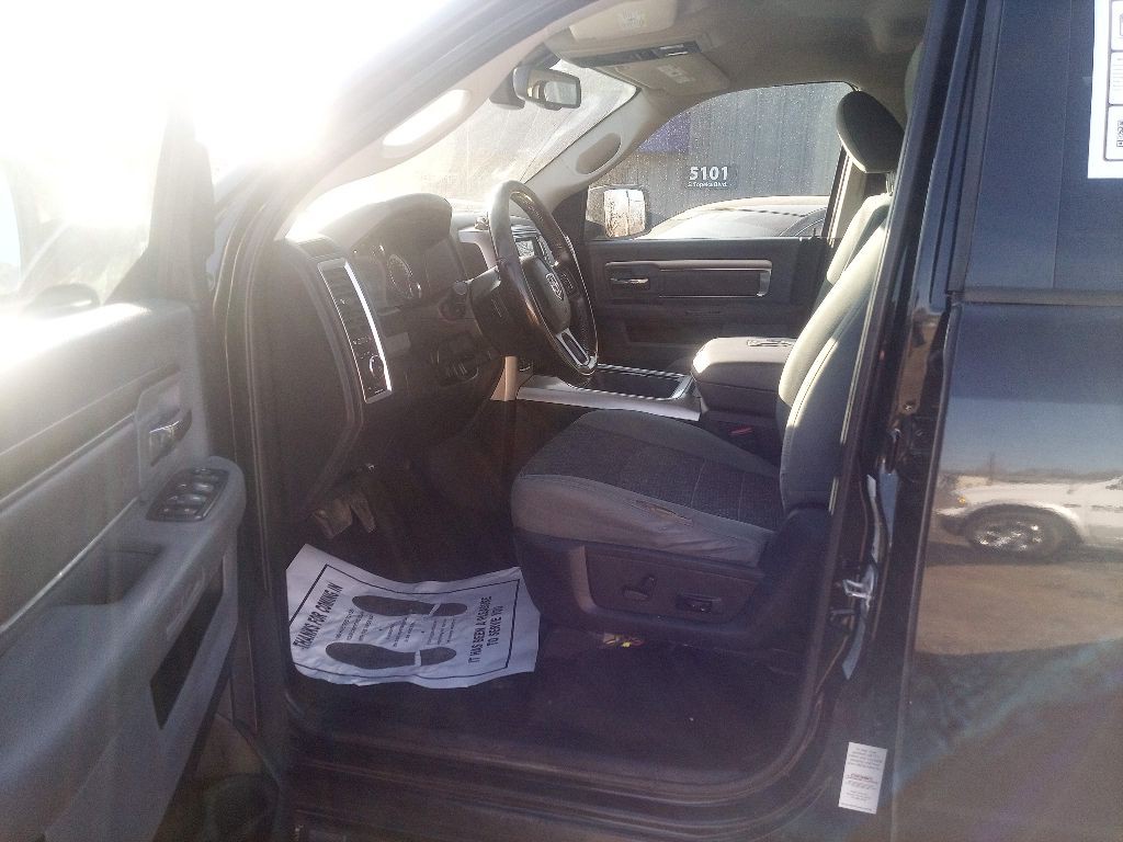 2017 RAM 1500 Image 41