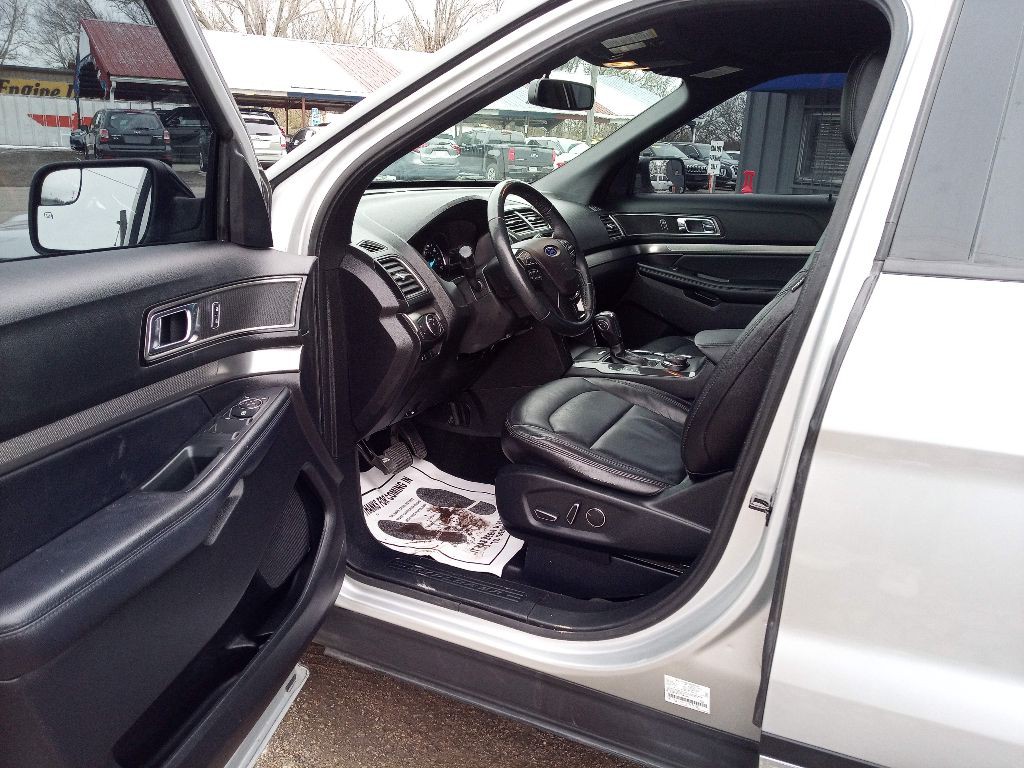 2018 Ford Explorer Image 5