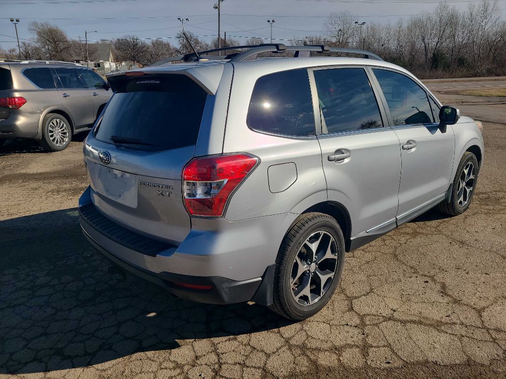 2015 Subaru Forester Image 4