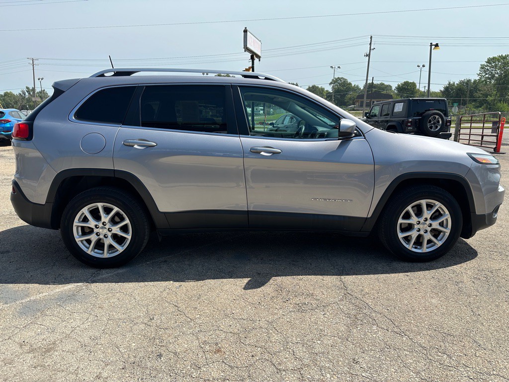 2018 Jeep Cherokee Image 6