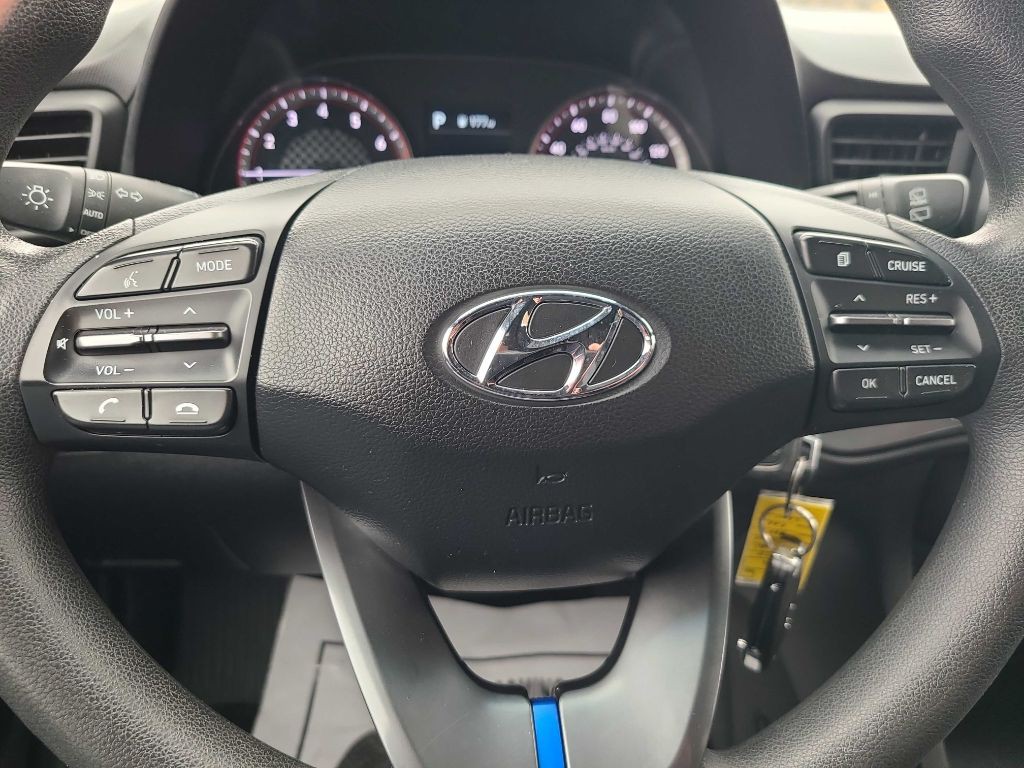 2020 Hyundai Veloster Image 11
