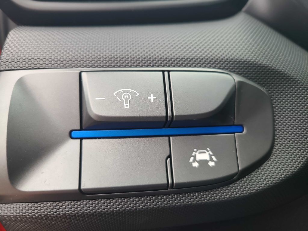 2020 Hyundai Veloster Image 15