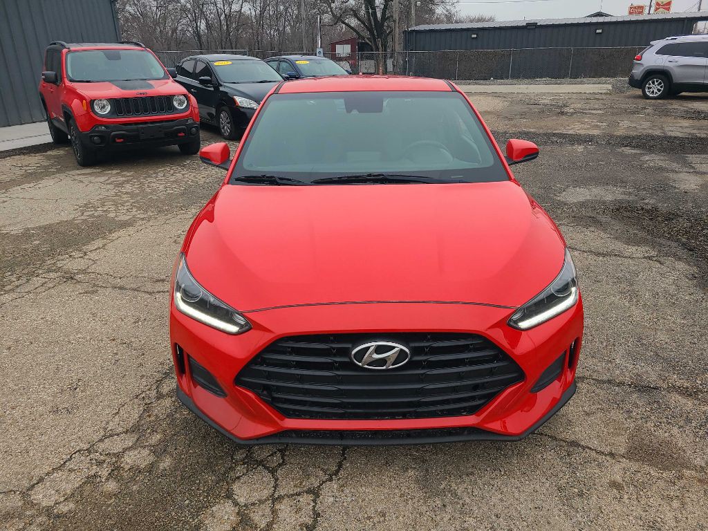 2020 Hyundai Veloster Image 2