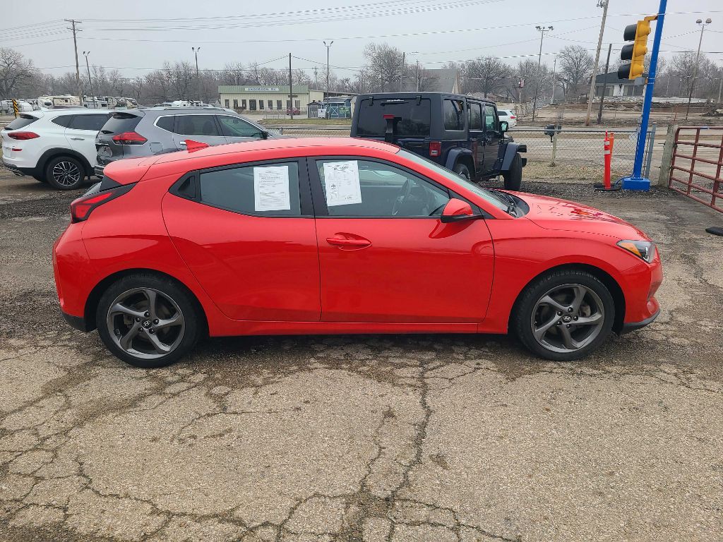 2020 Hyundai Veloster Image 4