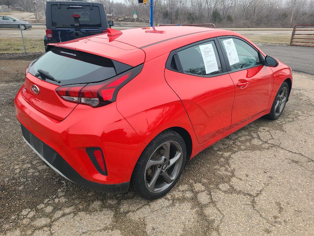 2020 Hyundai Veloster Image 5