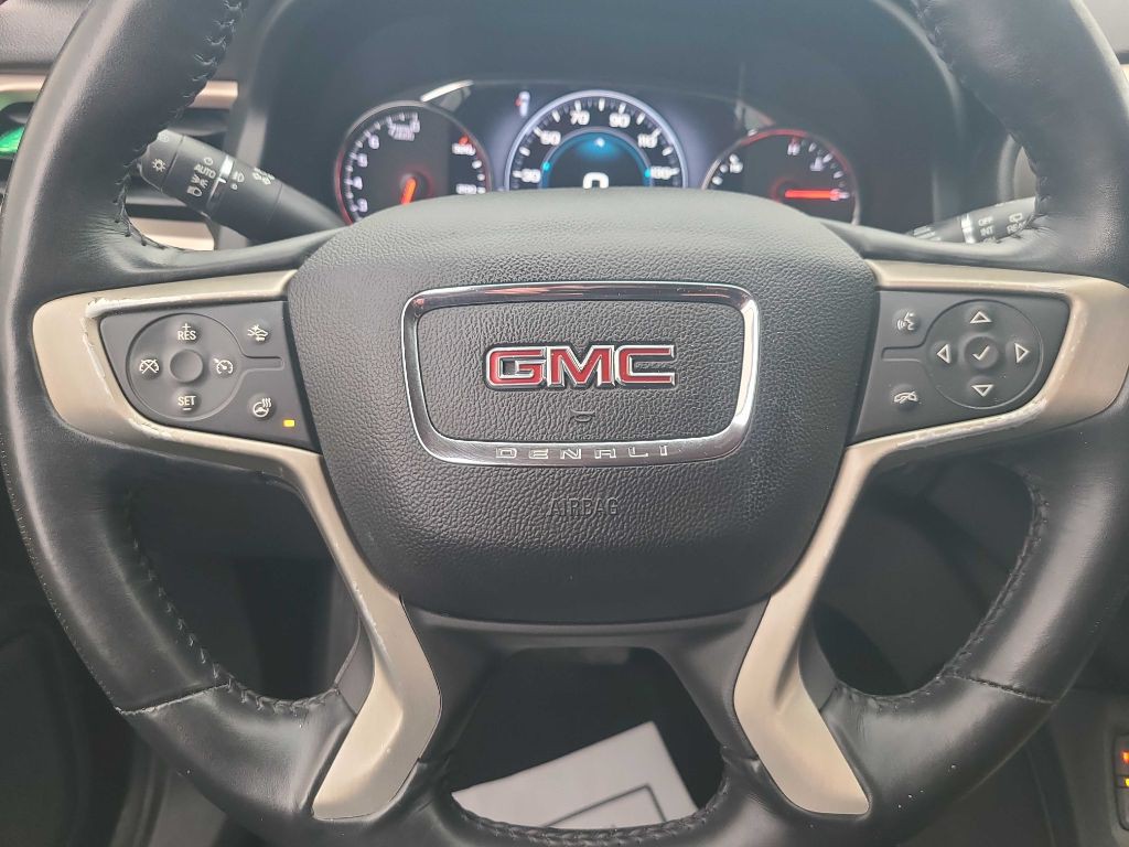 2018 GMC Acadia Image 10