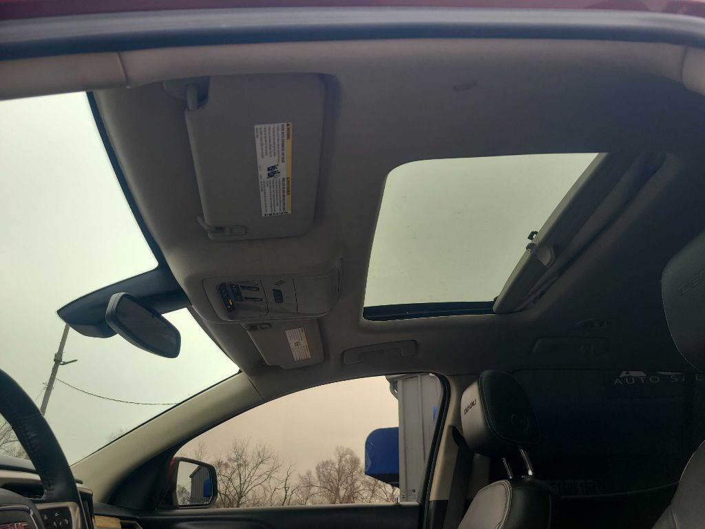 2018 GMC Acadia Image 16