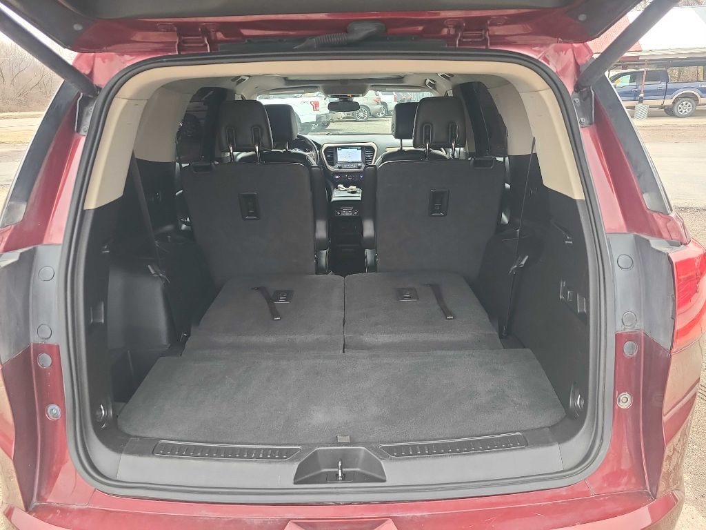 2018 GMC Acadia Image 18