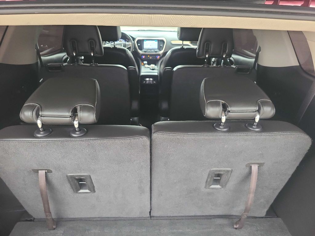 2018 GMC Acadia Image 19