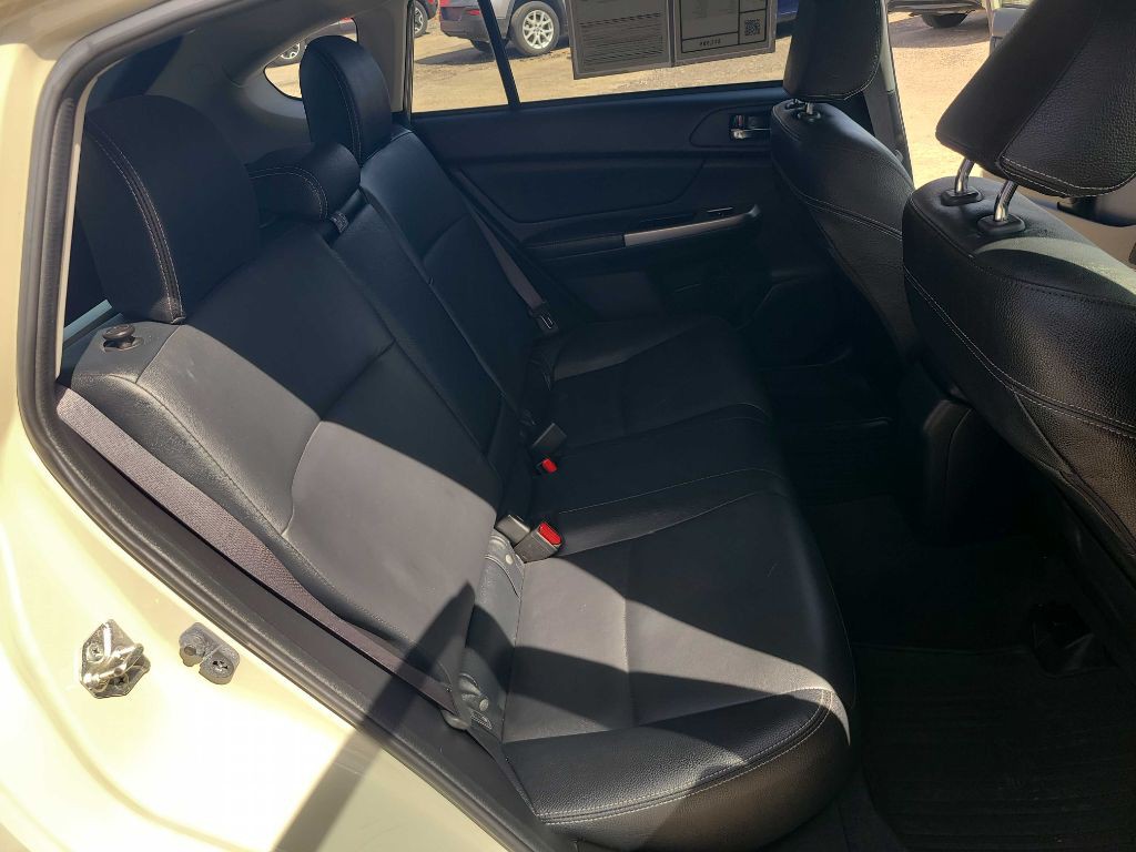 2015 Subaru Crosstrek Image 16