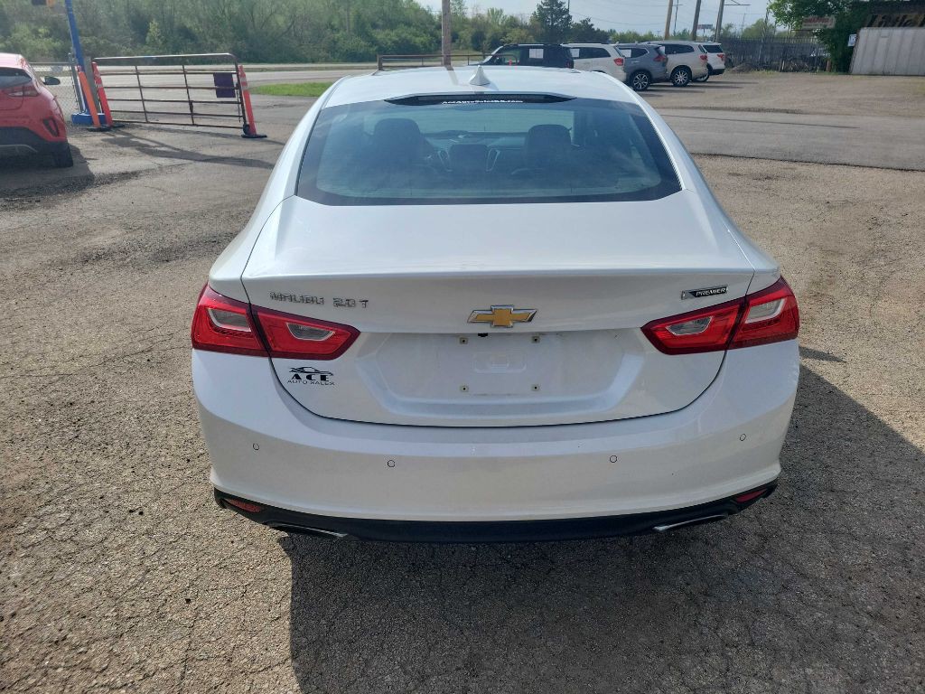 2017 Chevrolet Malibu Image 6