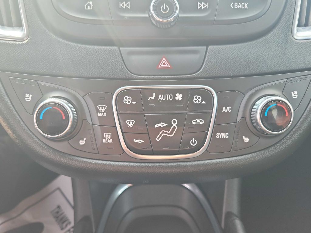 2017 Chevrolet Malibu Image 15