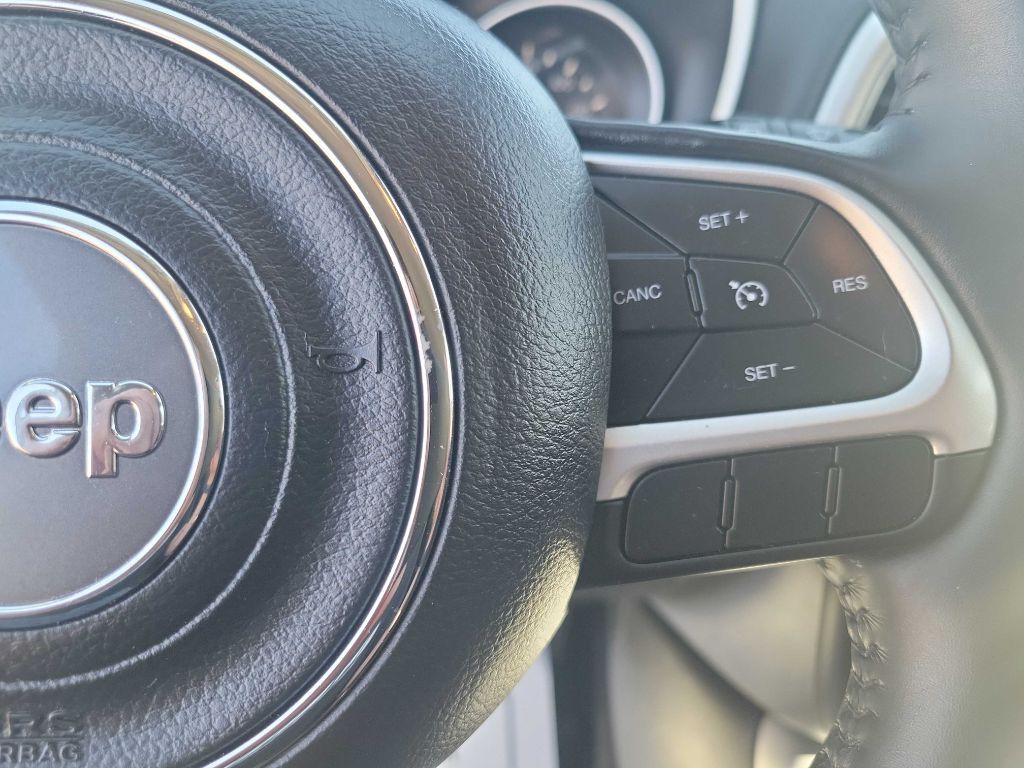2019 Jeep Compass Image 9