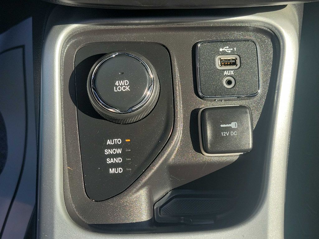 2019 Jeep Compass Image 15