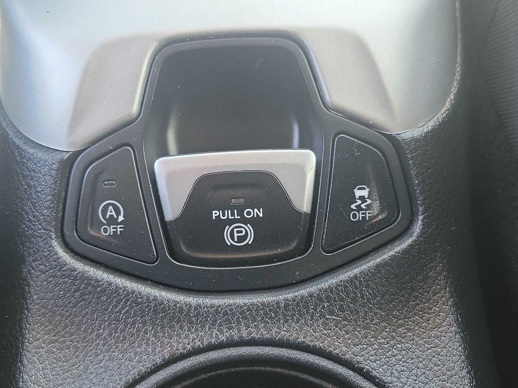 2019 Jeep Compass Image 16