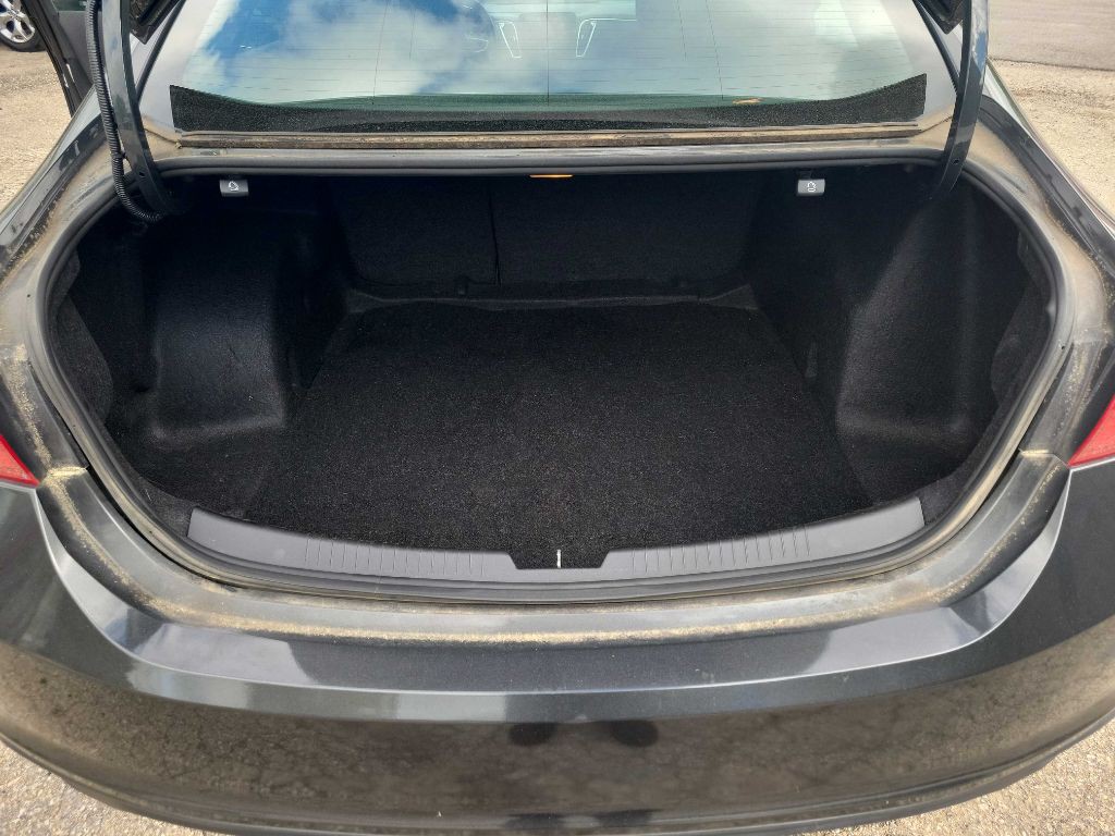 2018 Chevrolet Malibu Image 25