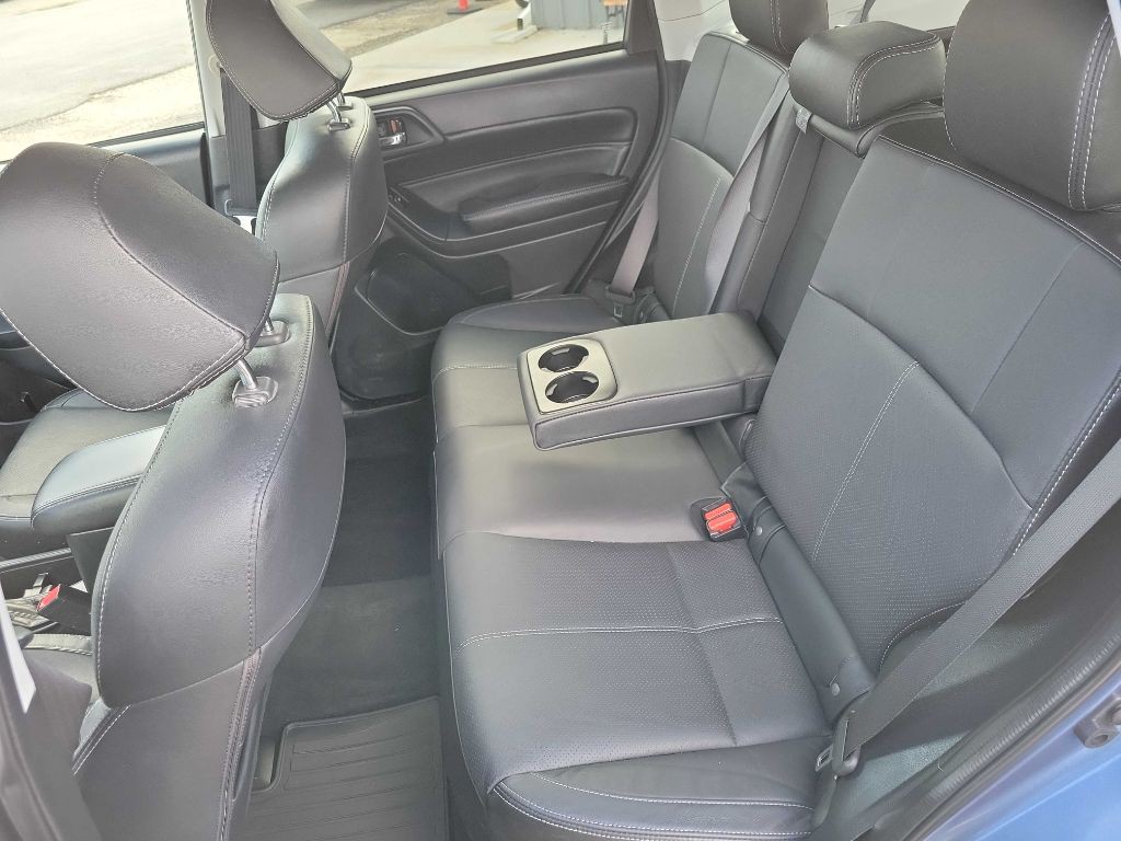 2017 Subaru Forester Image 24