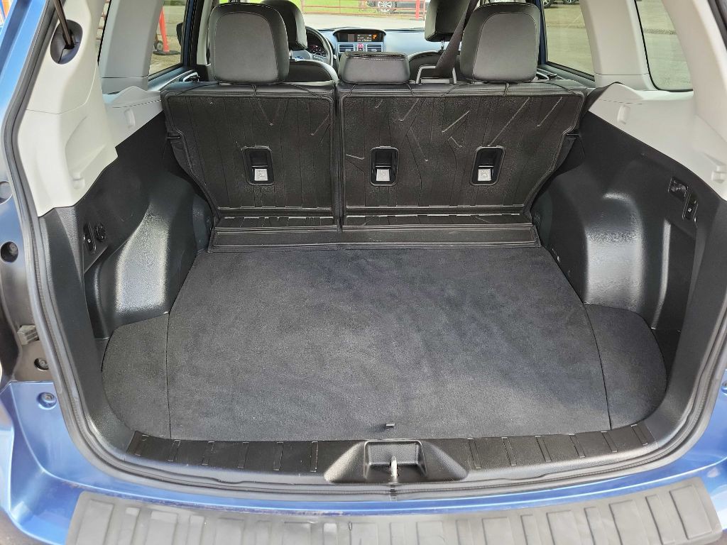 2017 Subaru Forester Image 25