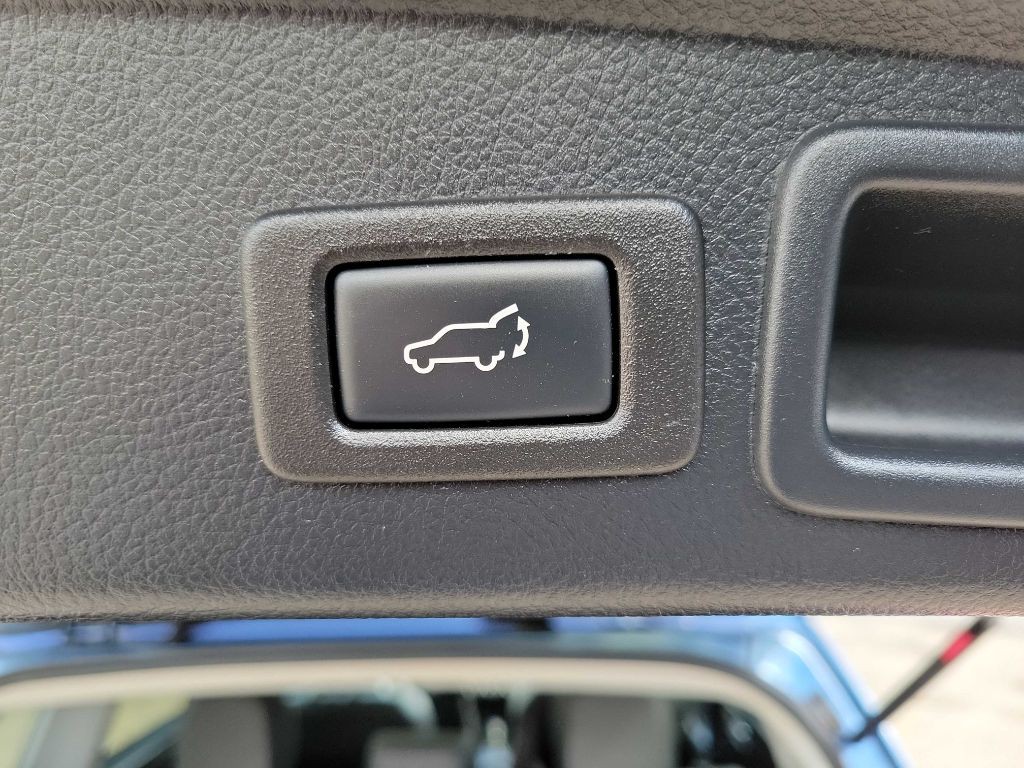 2017 Subaru Forester Image 26