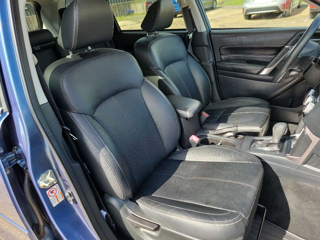 2017 Subaru Forester Image 29