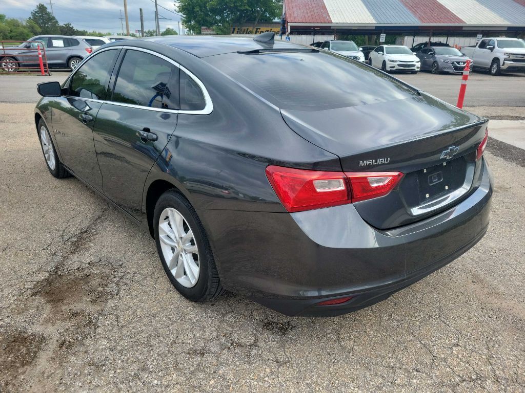 2017 Chevrolet Malibu Image 7