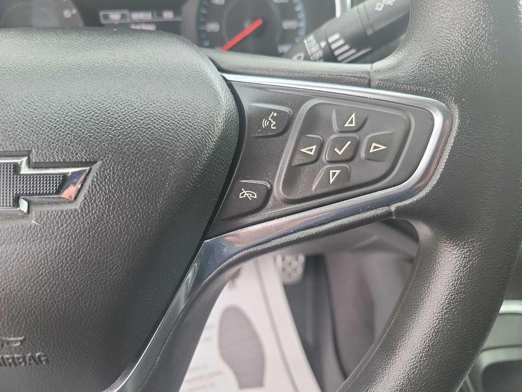 2017 Chevrolet Malibu Image 12
