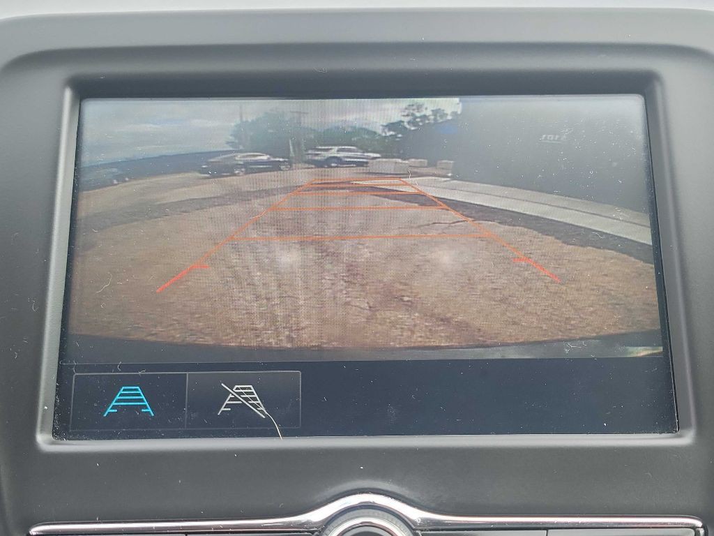 2017 Chevrolet Malibu Image 16