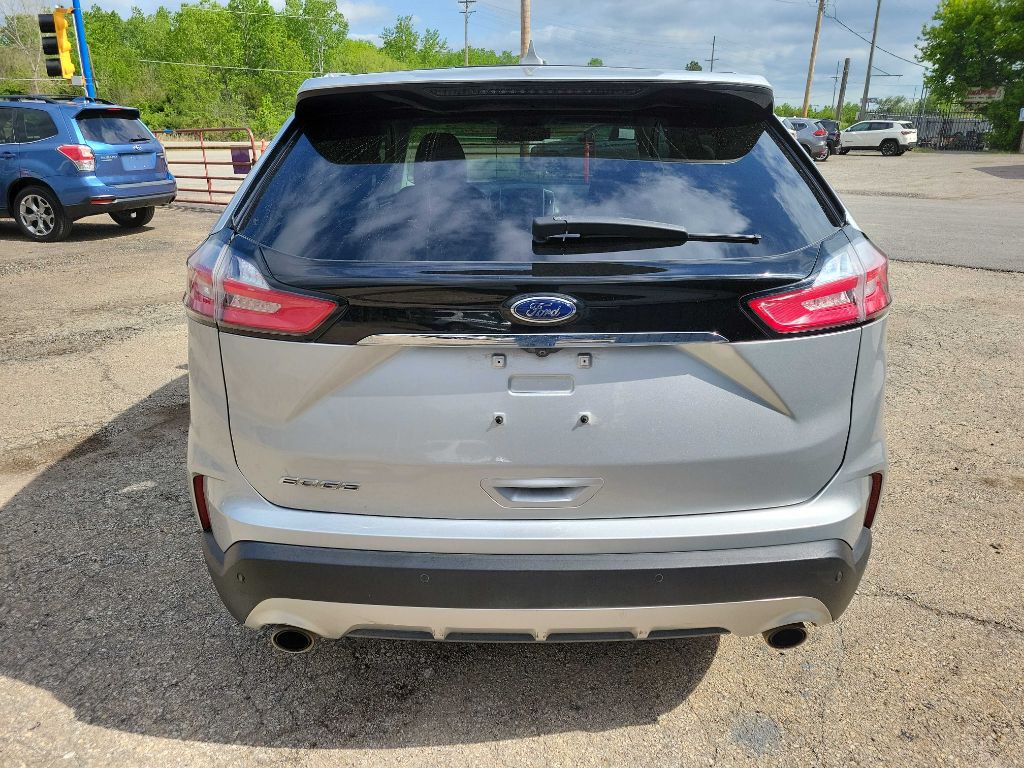 2019 Ford Edge Image 6