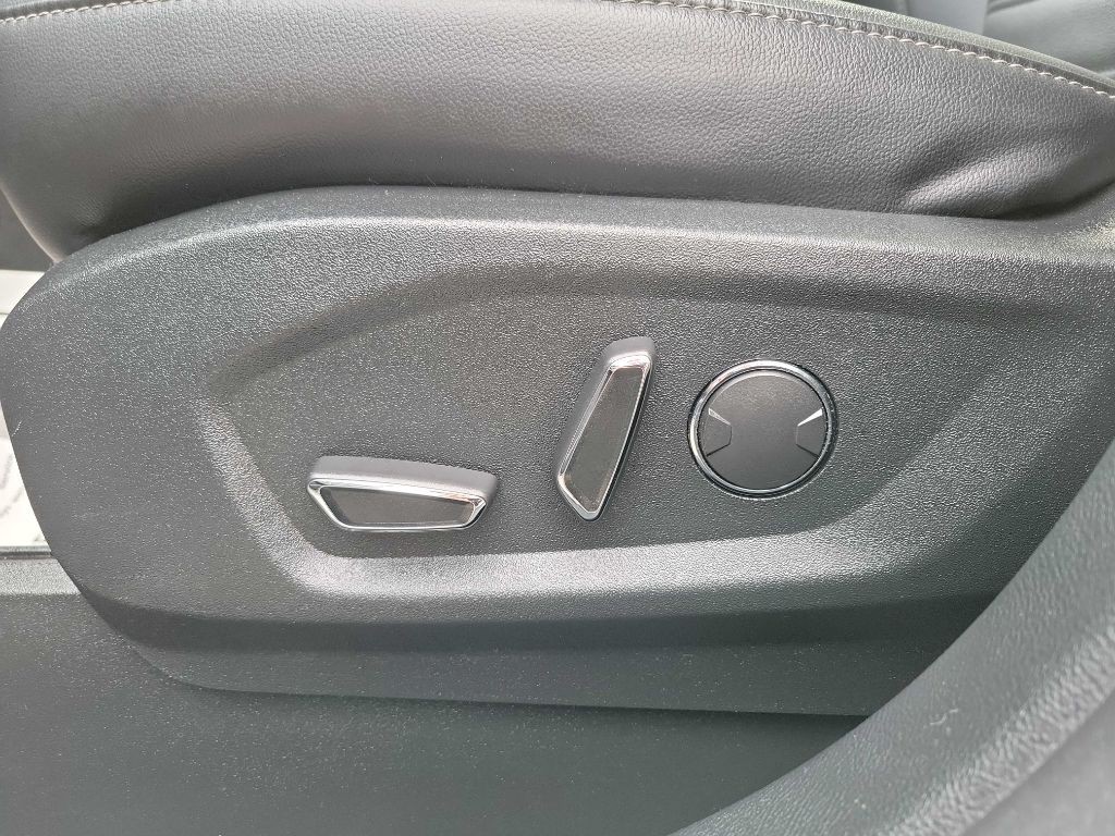 2019 Ford Edge Image 22