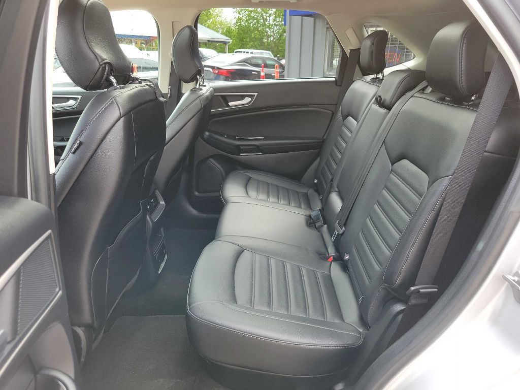 2019 Ford Edge Image 25