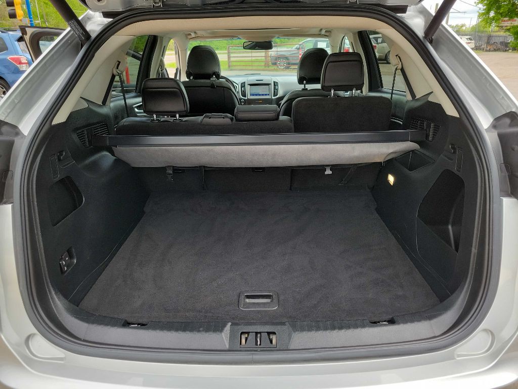 2019 Ford Edge Image 28