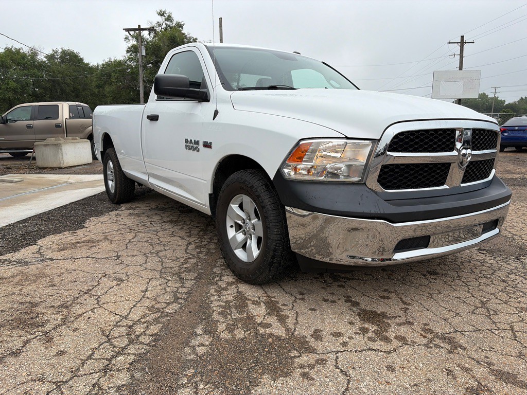 2017 RAM 1500 Image 3