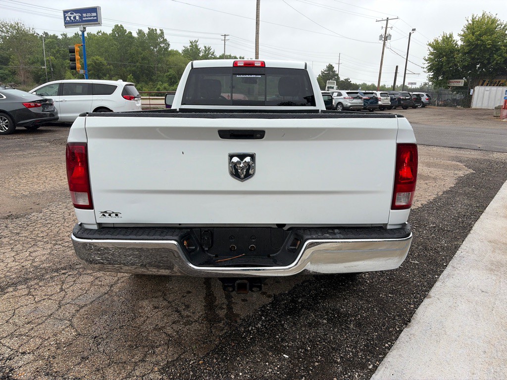 2017 RAM 1500 Image 6