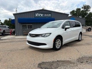 Image for 2017 Chrysler Pacifica Touring ID: 7476631