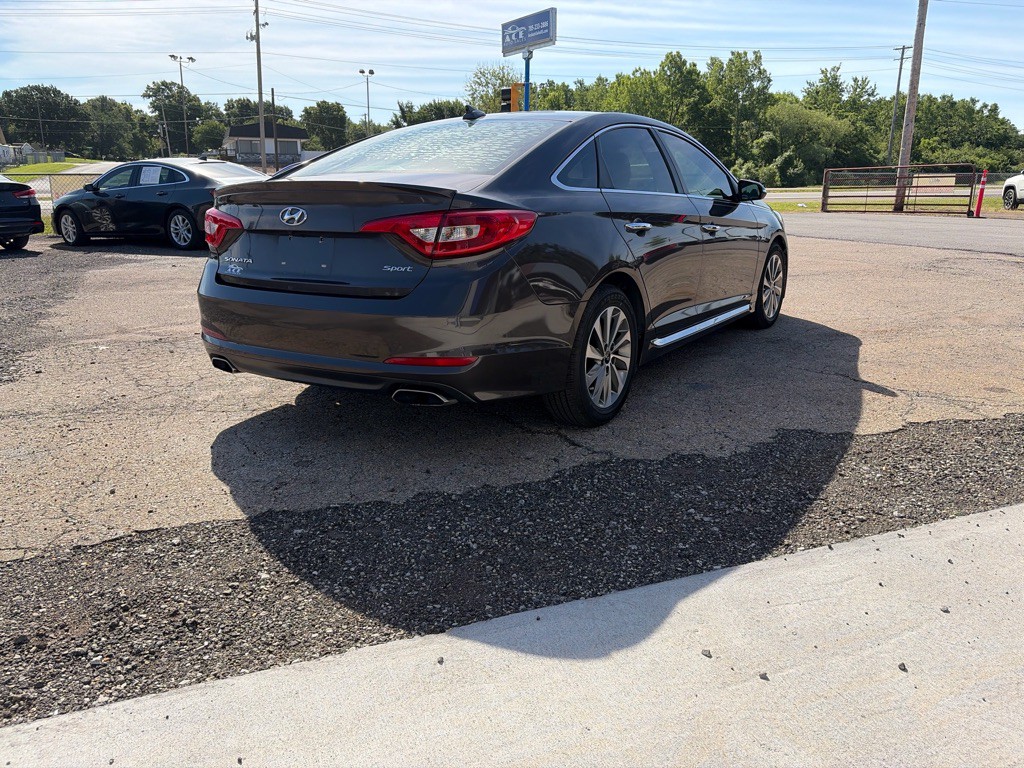 2016 Hyundai Sonata Image 6