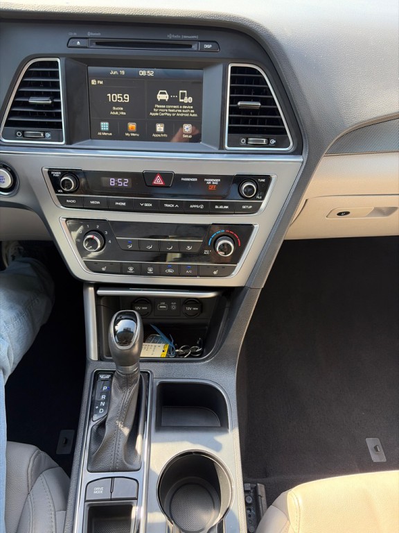 2016 Hyundai Sonata Image 16