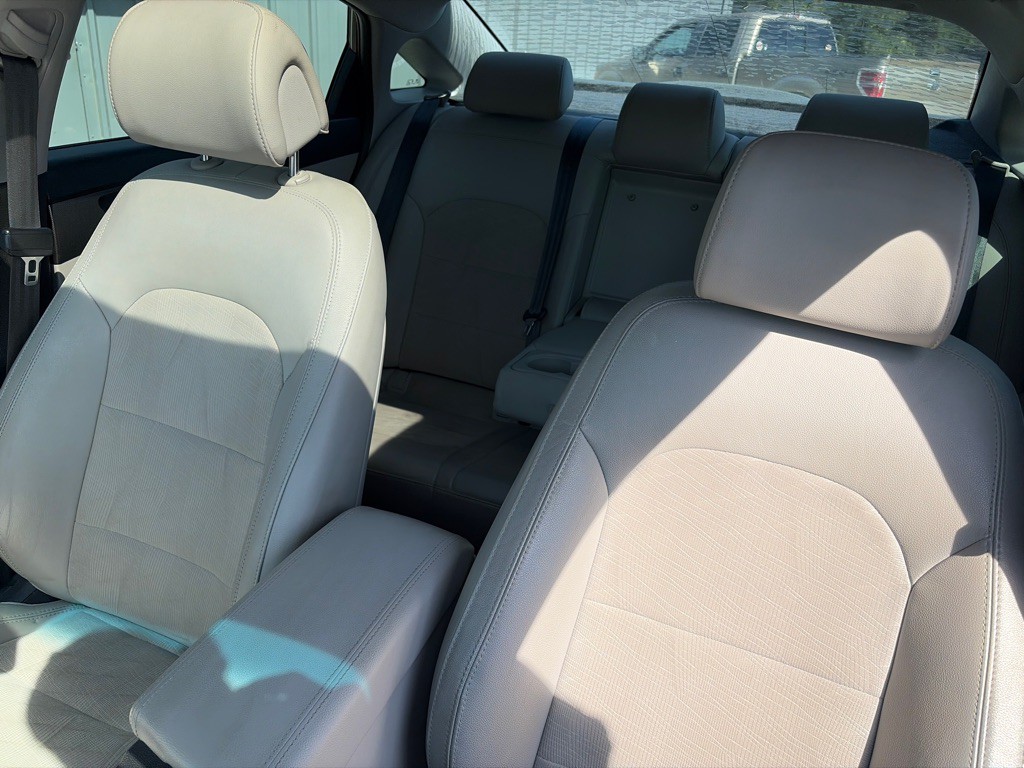 2016 Hyundai Sonata Image 27