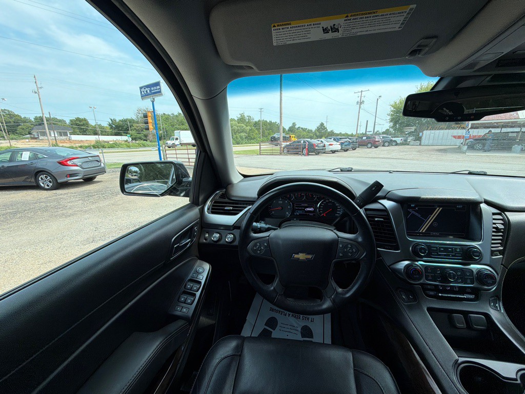 2019 Chevrolet Suburban Image 10