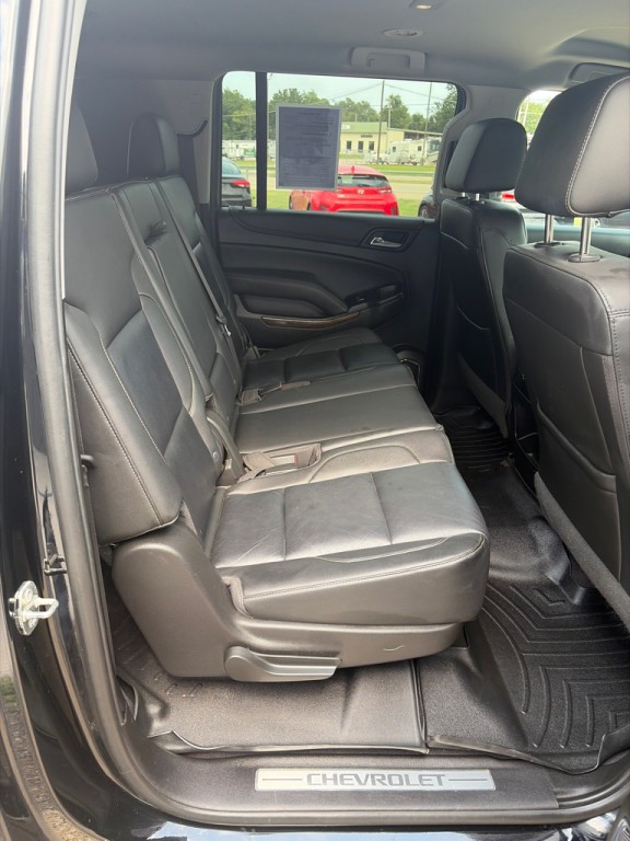 2019 Chevrolet Suburban Image 29