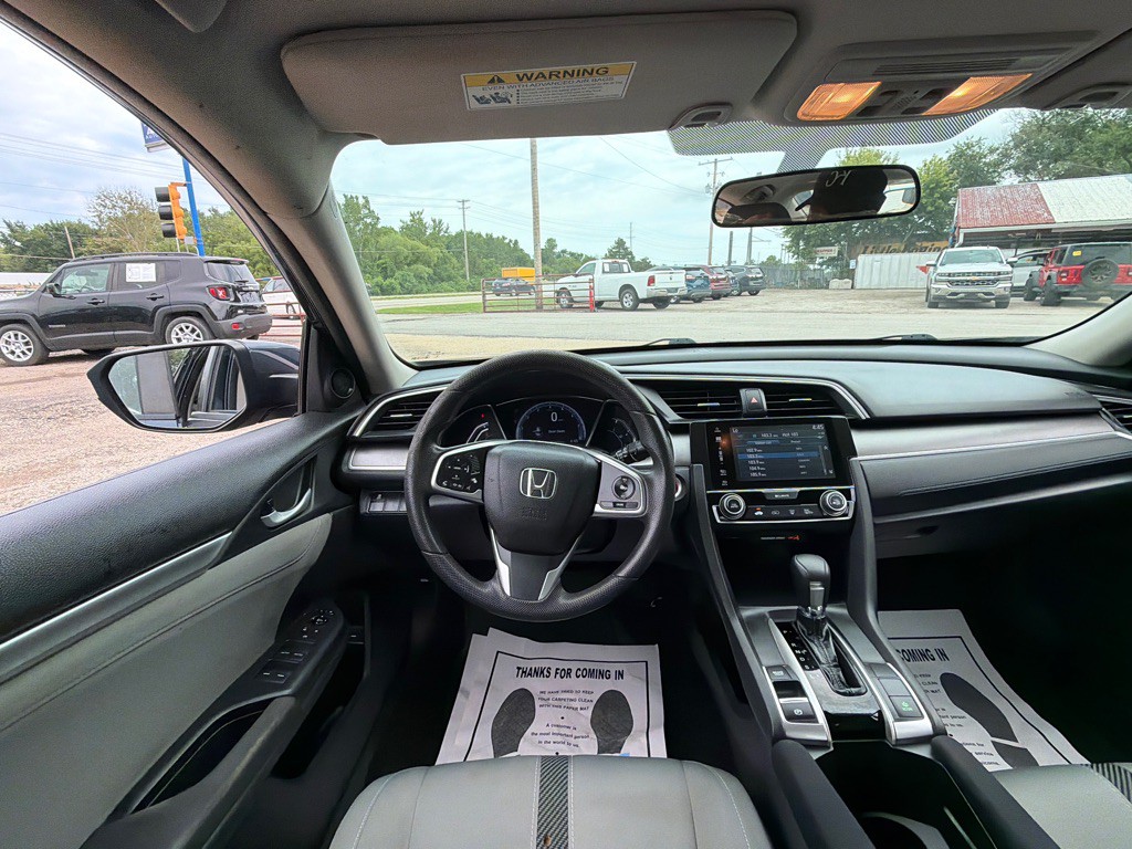 2016 Honda Civic Image 9