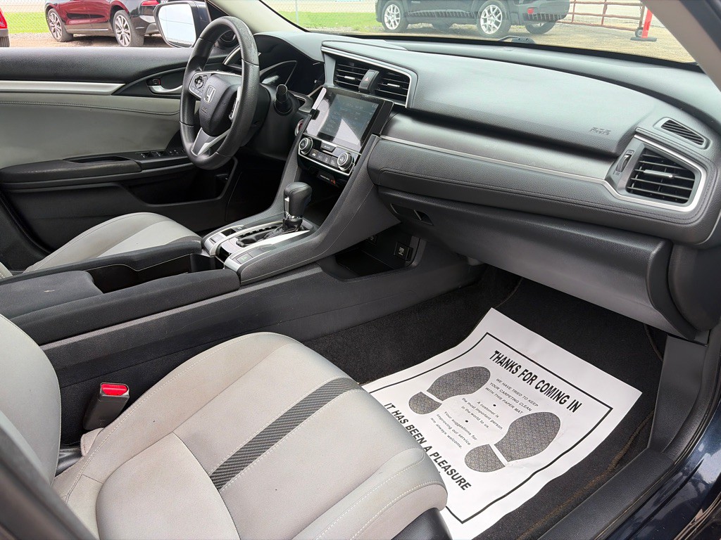 2016 Honda Civic Image 19