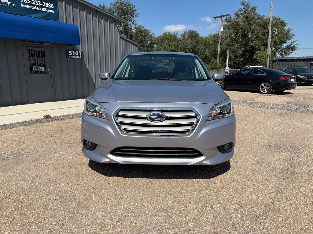 2016 Subaru Legacy Image 2