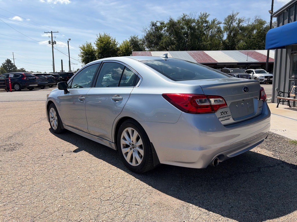 2016 Subaru Legacy Image 7