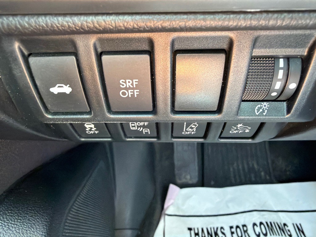 2016 Subaru Legacy Image 14