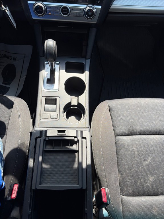 2016 Subaru Legacy Image 19