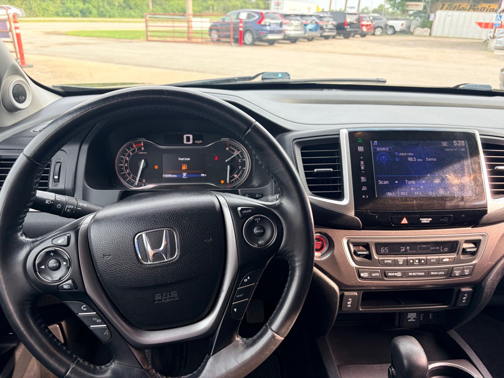 2016 Honda Pilot Image 11