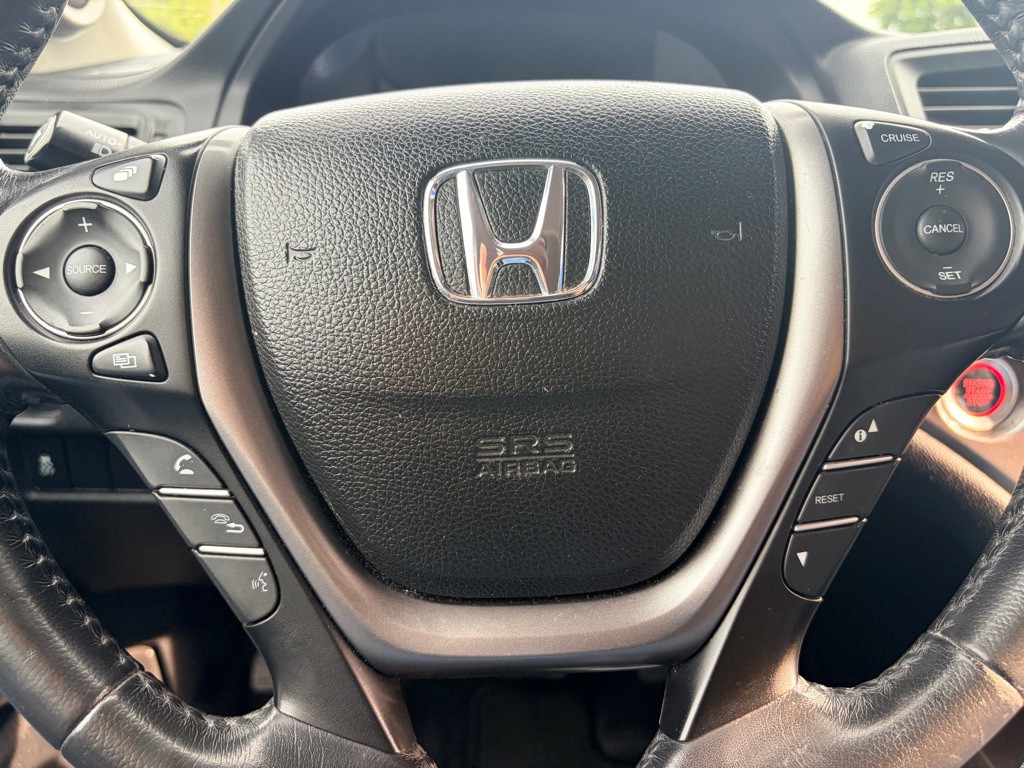 2016 Honda Pilot Image 16