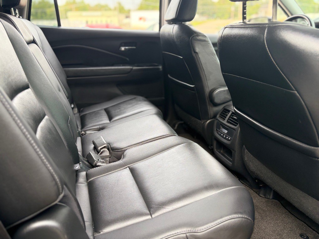 2016 Honda Pilot Image 24