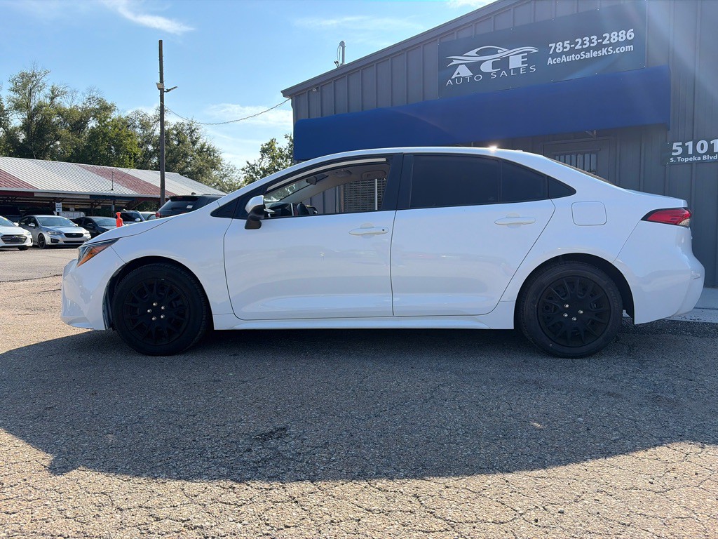 2021 Toyota Corolla Image 8