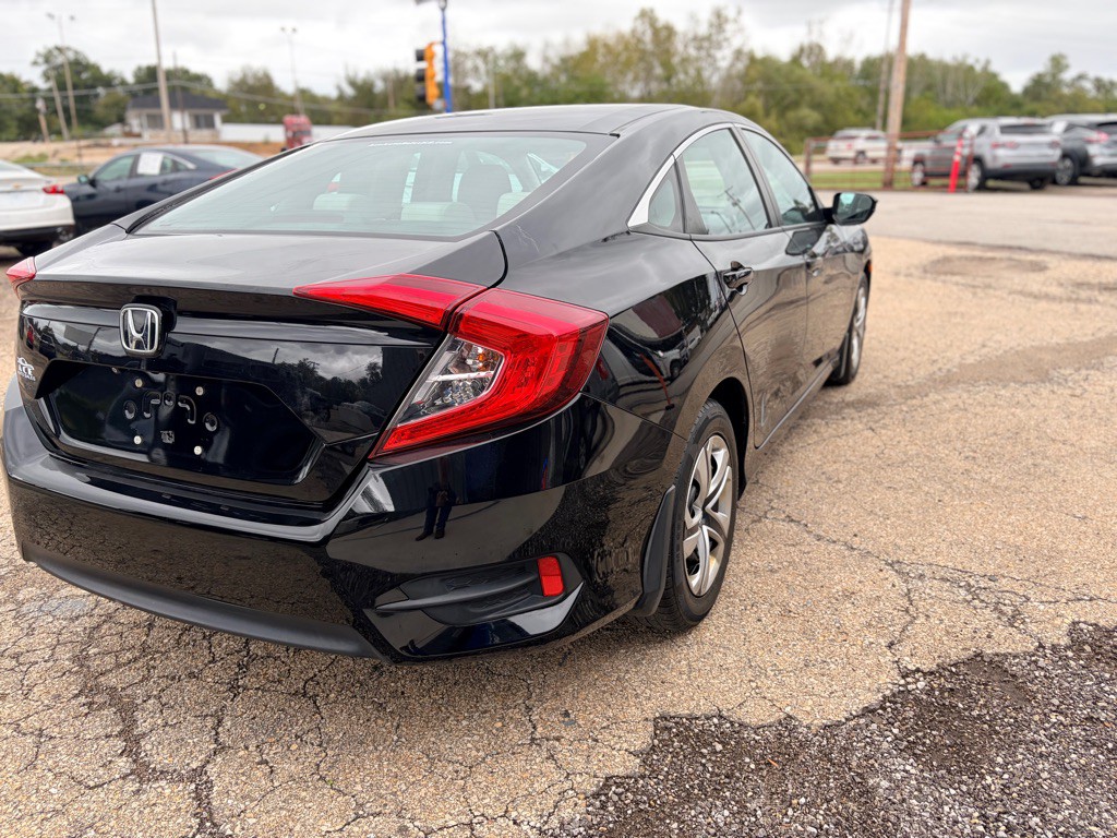 2017 Honda Civic Image 6